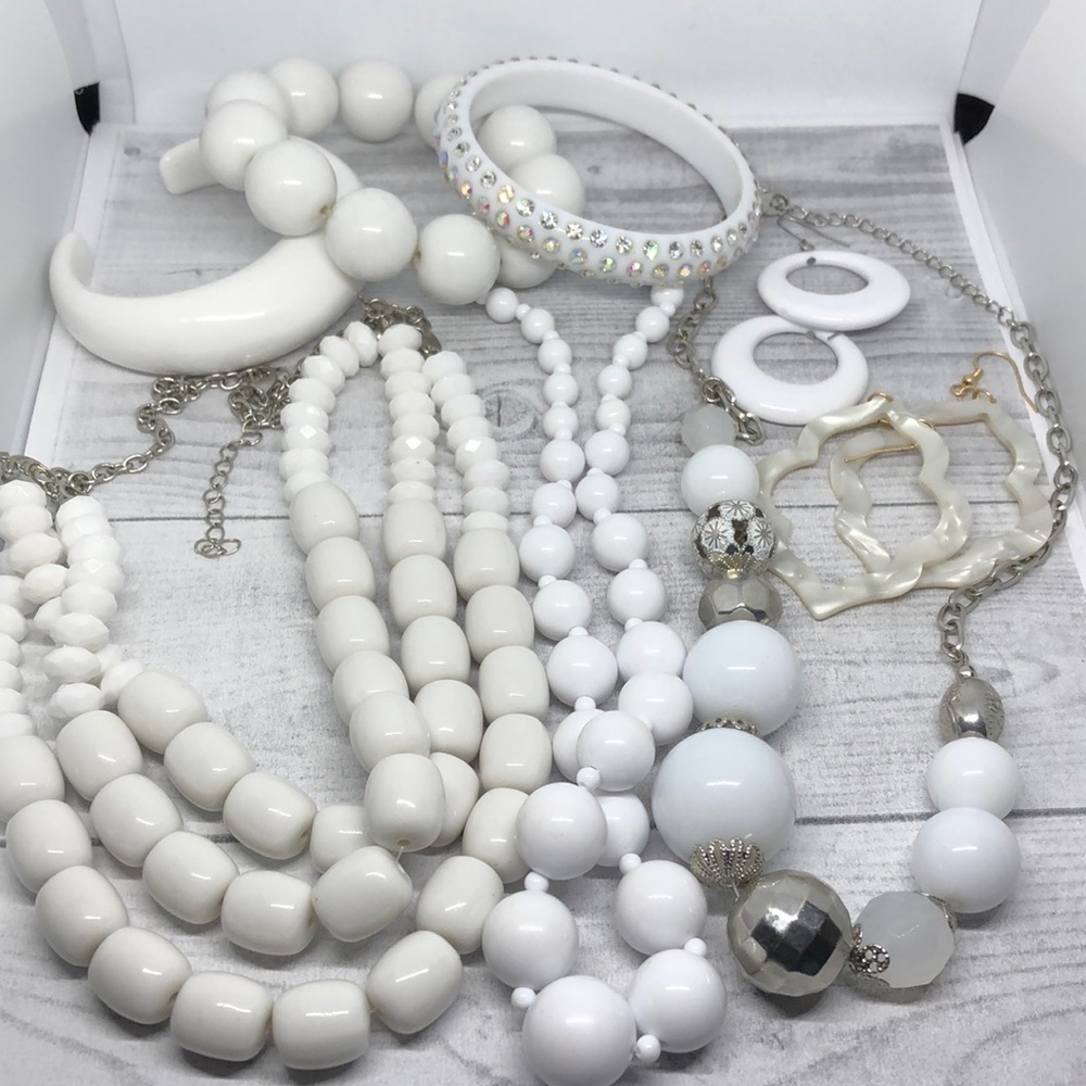 Huge bundle lot white color jewelry set 8 pieces variety